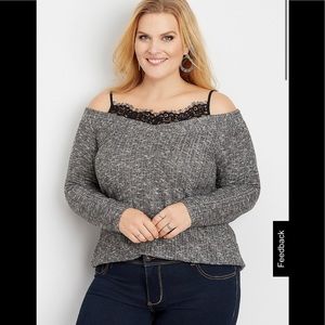 Cold shoulder sweater ❄️